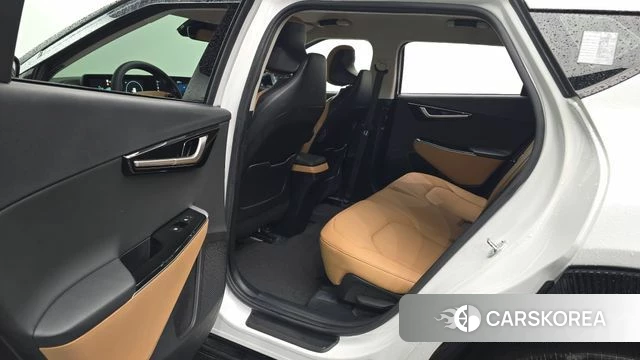 Kia EV6 2023 Белый из Кореи, фото 3