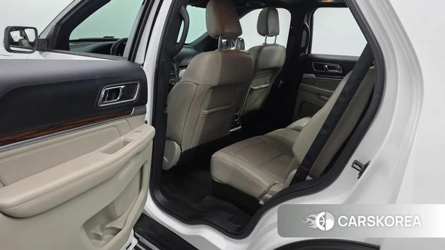 Ford Explorer 2018 Белый из Кореи, фото 3