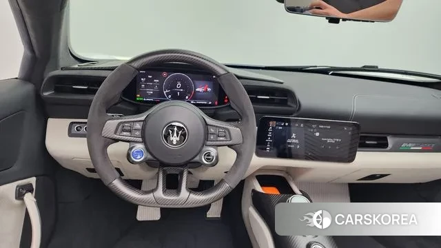 Maserati MC20 2023 Белый из Кореи, фото 3