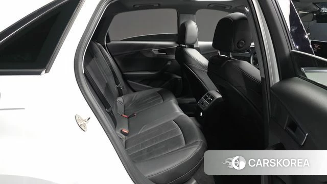 Audi A4 (B9) 2018 Белый из Кореи, фото 3