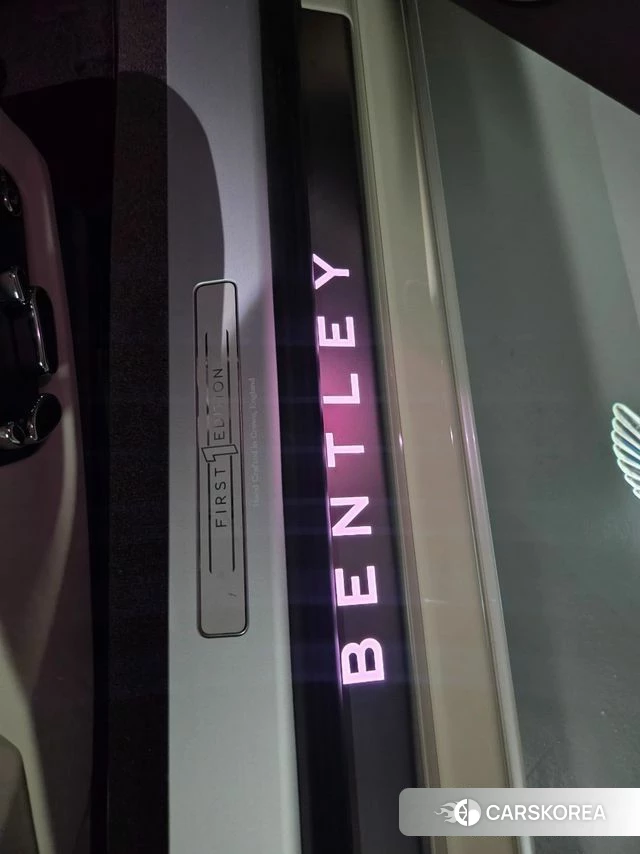 Bentley Continental GT 4th Generation 2025 Жемчужный цвет из Кореи, фото 3