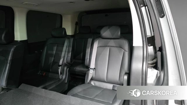 Hyundai The New Staria 2026 Серый из Кореи, фото 3