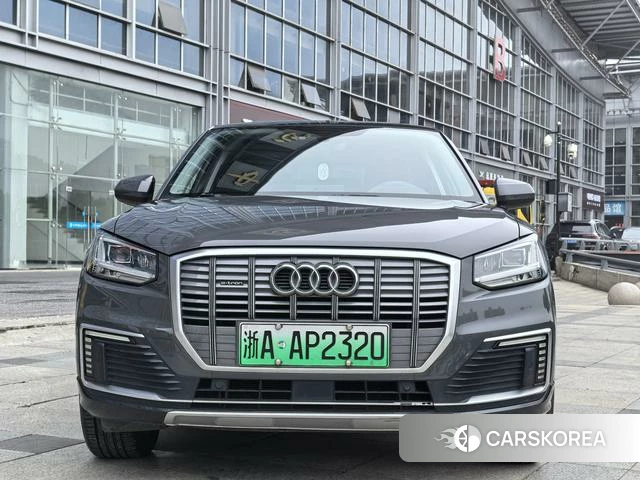 Audi Q2L 2021 Черный из Китая, фото 3