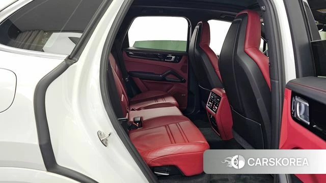 Porsche Cayenne (PO536) 2019 Белый из Кореи, фото 3