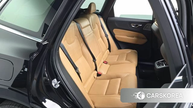 Volvo XC60 second Generation 2018 Черный из Кореи, фото 3