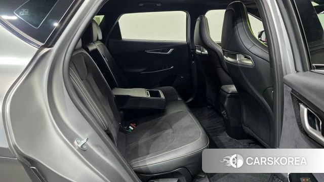 Kia EV6 2023 Серый из Кореи, фото 3