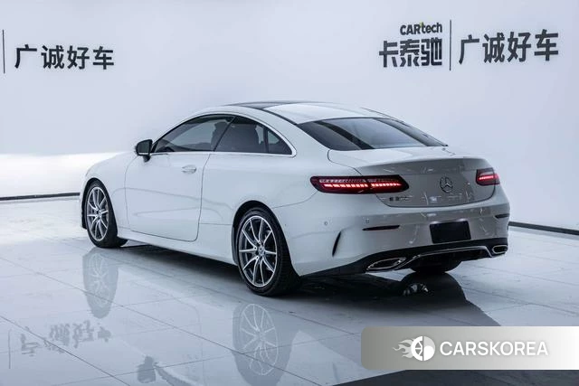 Mercedes-Benz E-Class 2022 Белый из Китая, фото 3
