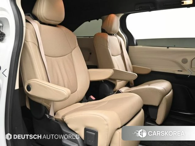 Toyota Sienna 4th Generation 2024 Белый из Кореи, фото 3