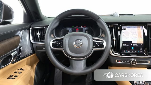 Volvo S90 2023 Серый из Кореи, фото 3
