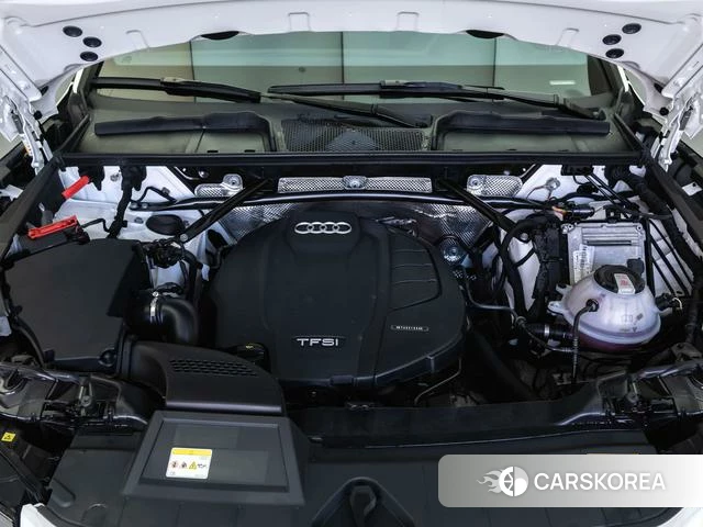 Audi Q5L 2024 Белый из Китая, фото 3