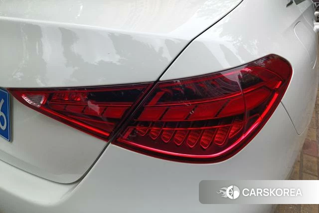 Mercedes-Benz C-class 2023 Белый из Китая, фото 3