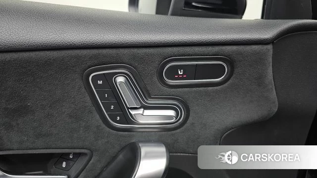 Mercedes-Benz A-Class W177 2020 Черный из Кореи, фото 3