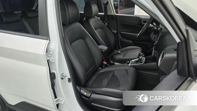Hyundai Venue 2025 Белый из Кореи, фото 3