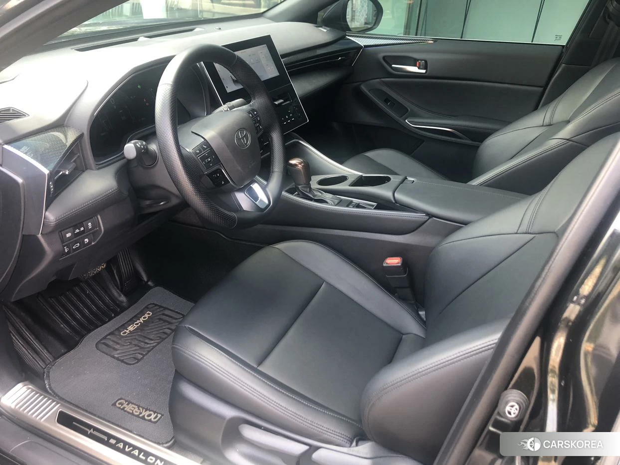 Toyota Avalon 2024 Черный из Китая, фото 3
