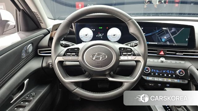 Hyundai Avante (CN7) 2022 Серебристо-серый из Кореи, фото 3