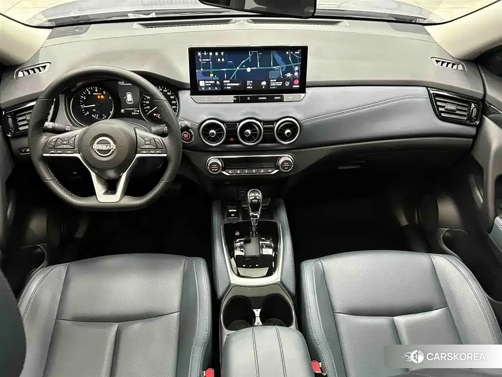 Nissan X-Trail 2025 Silver/gray из Китая, фото 3