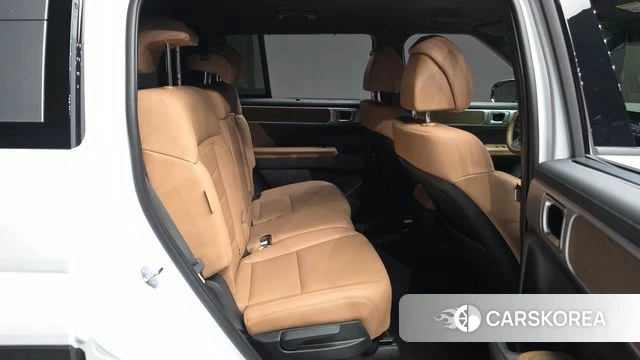 Hyundai Santa Fe (MX5) 2026 Белый из Кореи, фото 3