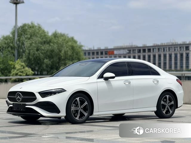 Mercedes-Benz A-Class 2025 Белый из Китая, фото 3