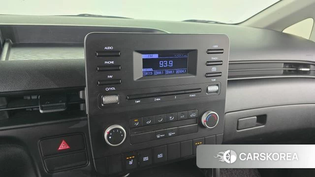 Hyundai Staria 2021 Белый из Кореи, фото 3