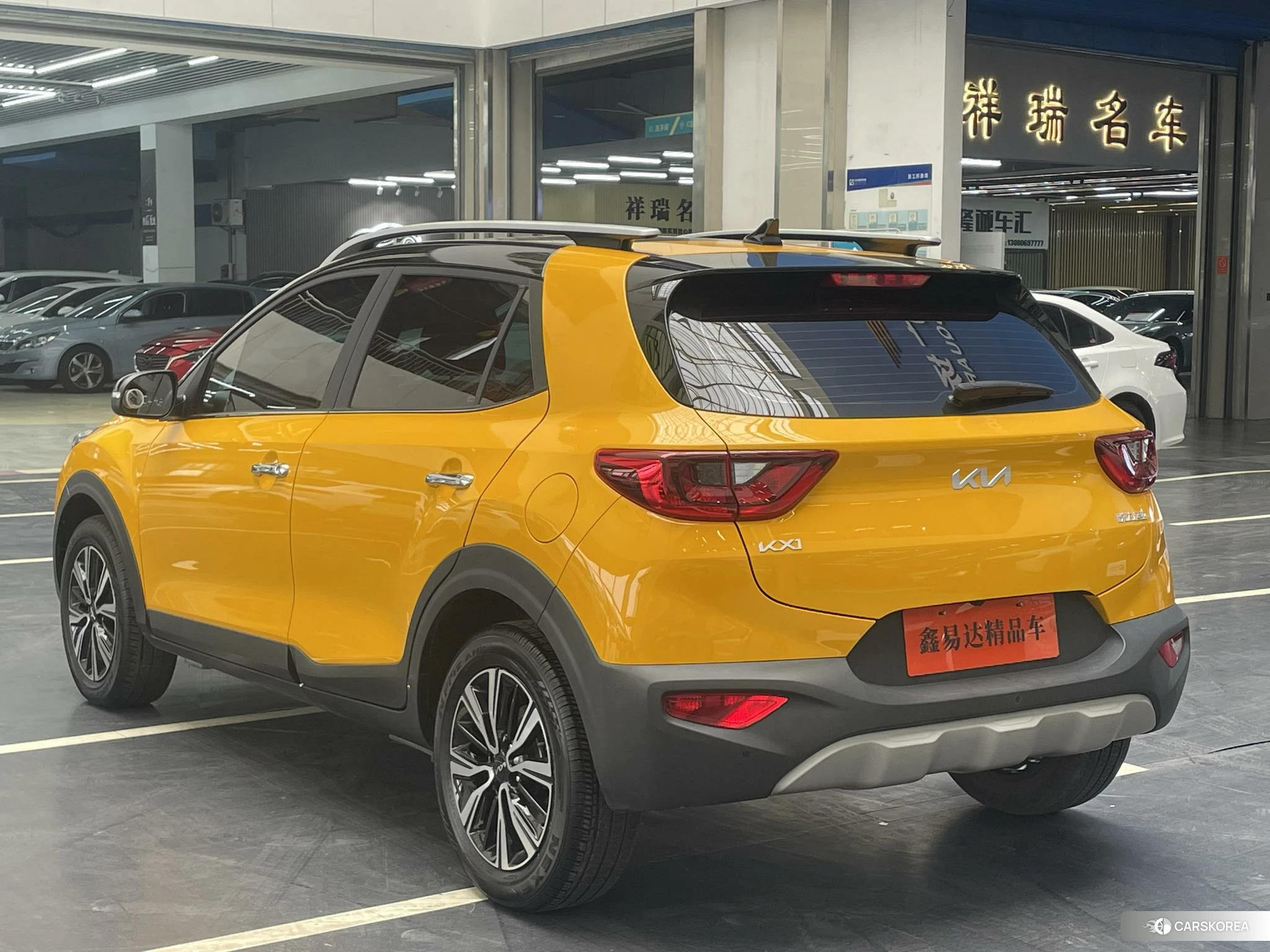 Kia KX1 2021 Желтый из Китая, фото 3
