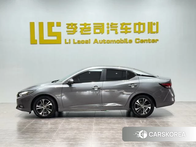 Nissan Sylphy 2022 Темно-серый из Китая, фото 3