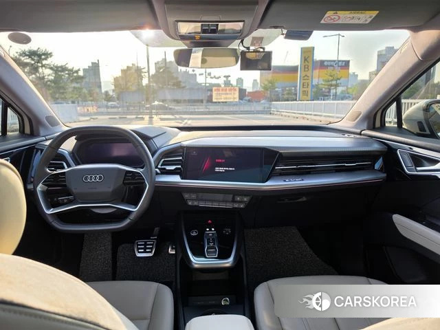 Audi Q4 e-Tron (F4) 2023 Белый из Кореи, фото 3