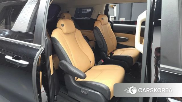 Kia Carnival 4th generation 2023 Черный из Кореи, фото 3