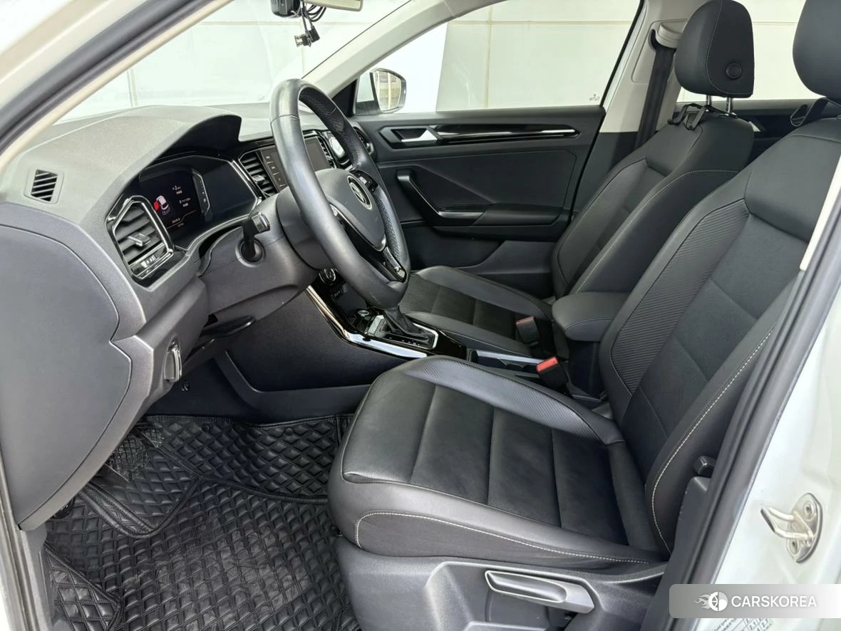 Volkswagen T-Roc 2021 Белый из Китая, фото 3