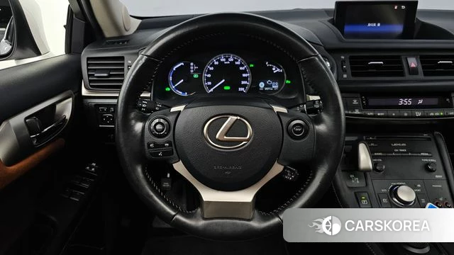 Lexus CT200h 2018 Белый из Кореи, фото 3