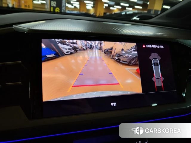 Audi Q4 e-Tron (F4) 2022 Белый из Кореи, фото 3
