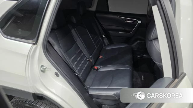 Toyota RAV4 5th Generation 2019 Белый из Кореи, фото 3