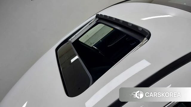 Mercedes-Benz AMG GT 2025 Белый из Кореи, фото 3