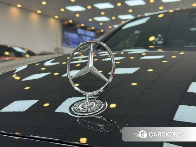 Mercedes-Benz E-Class 2025 Черный из Китая, фото 3