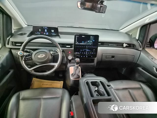 Hyundai Staria 2022 Серый из Кореи, фото 3