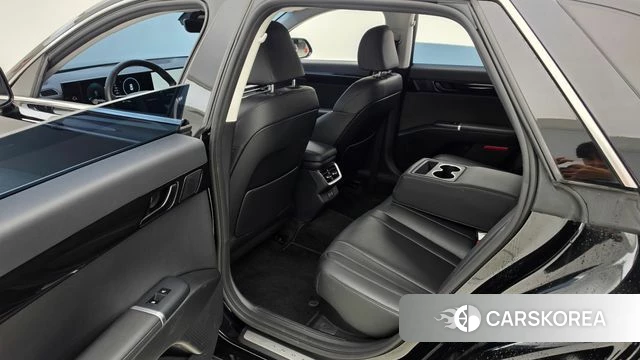 Hyundai Grandeur Hybrid (GN7) 2023 Черный из Кореи, фото 3
