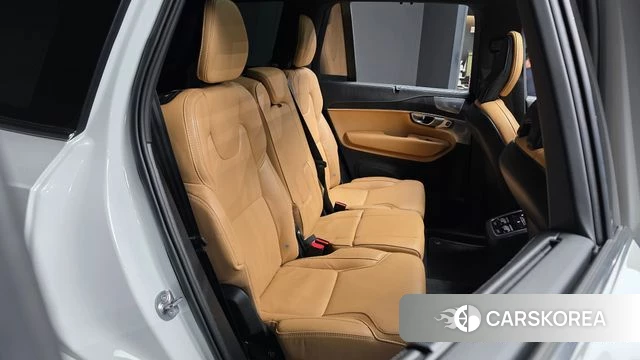Volvo XC90 second Generation 2023 Белый из Кореи, фото 3