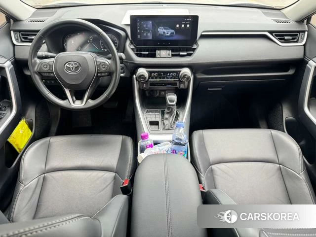 Toyota Wildlander 2023 Серебристо-серый из Китая, фото 3