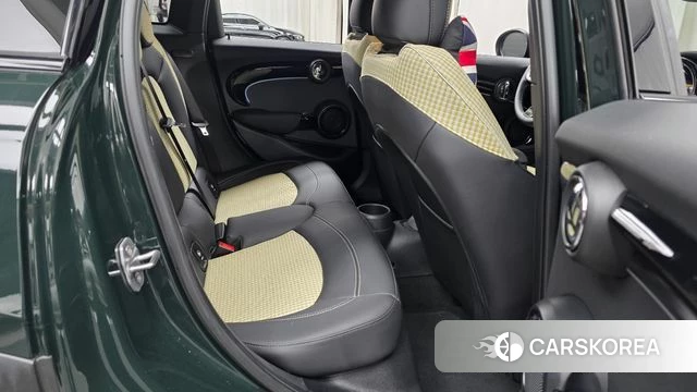Mini Cooper 2022 Темно-зеленый из Кореи, фото 3