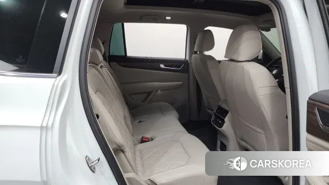 Volkswagen Atlas 2025 Белый из Кореи, фото 3