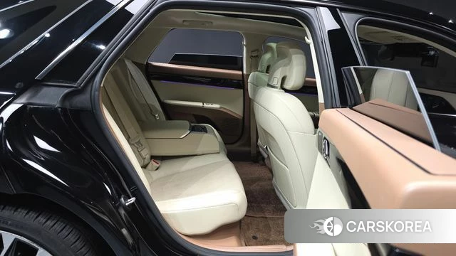 Hyundai Grandeur Hybrid (GN7) 2023 Черный из Кореи, фото 3