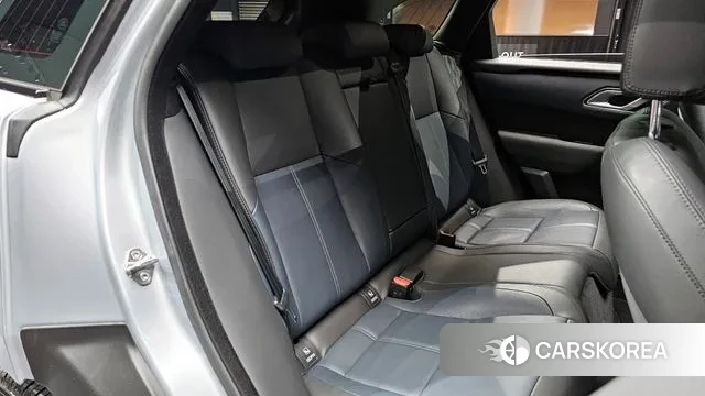 Land Rover Range Rover Velar 2024 Серебряный из Кореи, фото 3