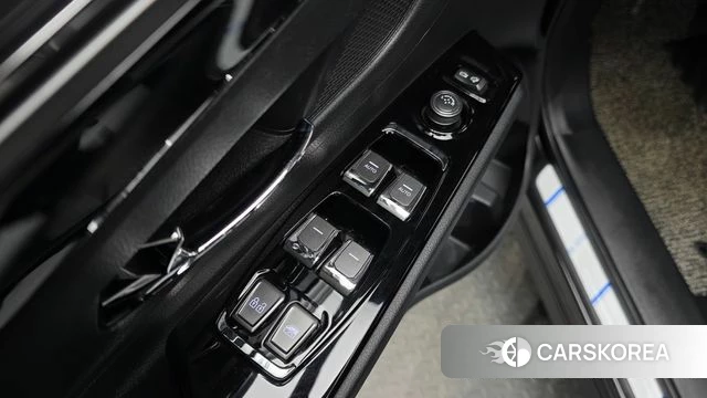 Ssangyong Beautiful Korando 2019 Черный из Кореи, фото 3