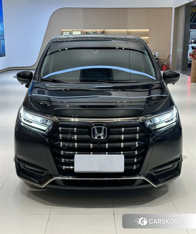 Honda Elysion 2022 Черный из Китая, фото 3