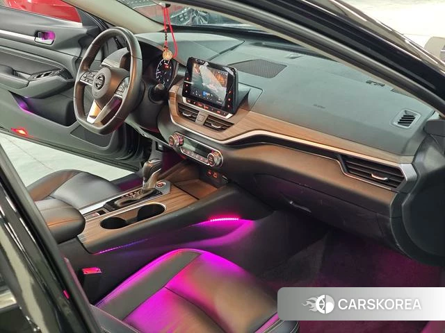 Nissan Altima 2021 Черный из Китая, фото 3