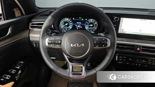 Kia K5 3rd generation 2023 Белый из Кореи, фото 3