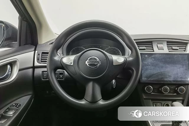 Nissan Sylphy 2021 Черный из Китая, фото 3