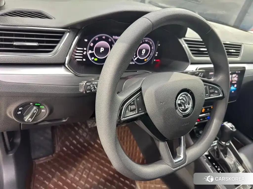 Skoda Superb 2024 Черный из Китая, фото 3