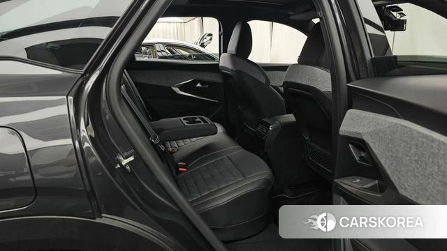 Peugeot 3008 Third generation 2025 Серый из Кореи, фото 3