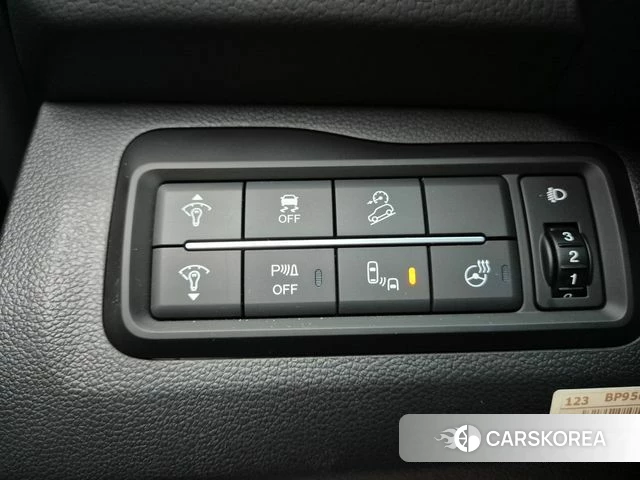 Ssangyong The New Tivoli 2025 Серебристо-серый из Кореи, фото 3