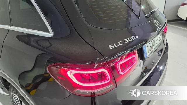 Mercedes-Benz GLC-Class X253 2021 Черный из Кореи, фото 3